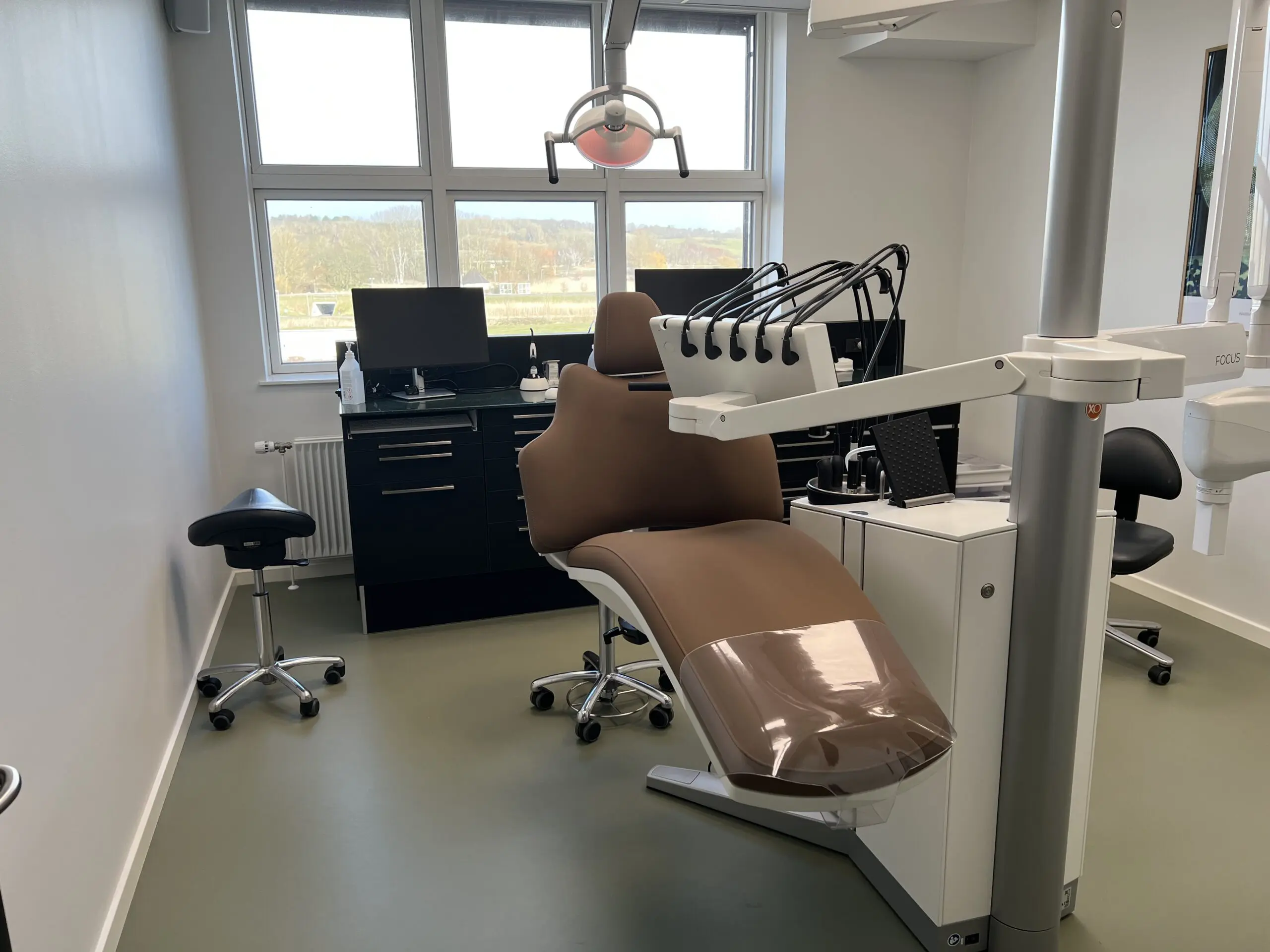 Harald Tandlægerne, Tandplejer søges hurtigst muligt – Faaborg - Klinik scaled