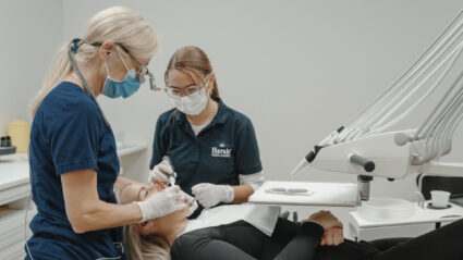 Engageret klinikassistent søges til Urban snarest muligt – Aalborg Harald Tandlægerne, Engageret klinikassistent søges til Urban snarest muligt – Aalborg - Behandling